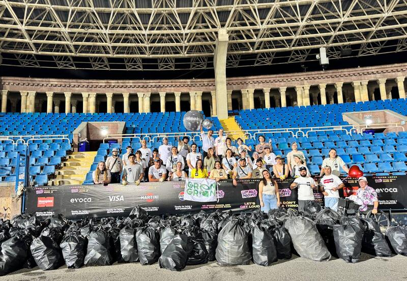 Volunteer Help at Jennifer Lopez Concert